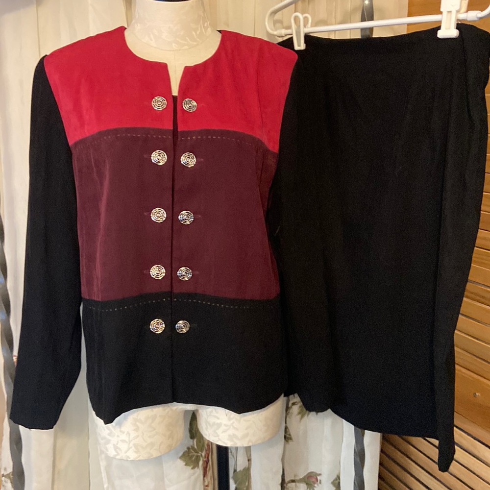 Vintage Leslie Fay 2pc. Pink/maroon/black 12